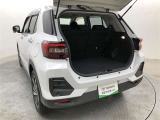 「使ってバック・・カードのポイントで月々の負担を軽減」。車種・年式によっては、対象外の車もあります。