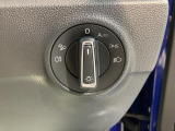 車両状態証明書修復歴の有無も一目瞭然。機能や内装・外装、走行距離、修復歴の有無をチェックし、クルマの状態を10段階にした車両状態証明書。数字や記号を使ってわかりやすく表示しています。
