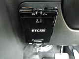 ETC付。高速道路の料金所はキャッシュレスで通過です。サービスエリア等にあるスマートインターの出入りも利用可能でとっても便利。ご納車後すぐにお使い頂けるようセットアップしてのお渡しとなります。