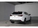 お客様が安全安心にお使いいただくために、納車前にレクサステクニカルショップにて点検整備をさせていただきます。