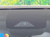 【プリクラッシュセーフティ】前方の車両等を検知し、衝突しそうな時は警報で注意を促し、ブレーキを踏む力をサポート。ブレーキを踏めなかった場合は衝突被害軽減ブレーキが作動、衝突回避をサポートします。