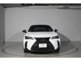 レクサスCPOのCPOとは、レクサスで厳しい基準をクリアした車のみを展示している認定中古車のことです!当店は福岡県唯一のレクサス認定中古車専売店でございます。