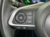 ステアリングスイッチ装備!運転しながら手元でオーディオの操作などができます。