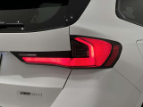 BMW伝統のL字型テールライト