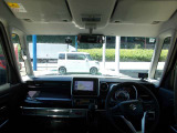 ドライバー目線です。目線が高いので運転はしやすい1台です!
