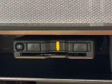 ETCカードを挿入することで高速道路を利用する際の支払いがキャッシュレスになったり、ETCスマートインターチェンジが利用できたり、とても便利なアイテムです!保証は修理保証のみとなります。