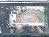 ●ガイドライン付きバックカメラ:不安な駐車もこれで安心!ガイドライン付きなので狭い箇所での駐車もラクラクです!