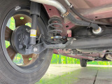 お車を安心してお乗りいただく為には、足回りの定期点検が欠かせません。サービスサポート(有償保証)では無料点検もご提供しており、安心のカーライフをお過ごしいただけるサポート体制が整っています。
