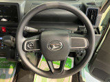 ダイハツディーラーでは「ダイハツ認定U-CAR」という基準を設け、車選びに詳しくないお客様でも「安心して選べる」をご提供しています。