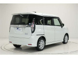 後続車から視認性の良いストップランプの配置で追突抑制になります。