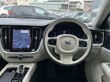 V60 アルティメット B4 本革シート 修復歴無し