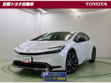何度も姿を変えながら第一線を走り続ける【プリウス】。先進的でスタイリッシュなフロントフェイス。ワイド&ローなボディで未来へ走りだしたプリウスです。この車は、車検整備付きです。