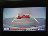 バックガイドモニターを装備しています、車庫入れもラクラクです。