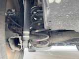 お車を安心してお乗りいただく為には、足回りの定期点検が欠かせません。サービスサポート(有償保証)では無料点検もご提供しており、安心のカーライフをお過ごしいただけるサポート体制が整っています。