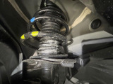 お車を安心してお乗りいただく為には、足回りの定期点検が欠かせません。サービスサポート(有償保証)では無料点検もご提供しており、安心のカーライフをお過ごしいただけるサポート体制が整っています。