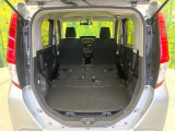 普段のお買い物や通勤、送迎等に十分な荷室スペースを確保しております。セカンドシートを倒すと、大きな荷物の積載も可能です♪