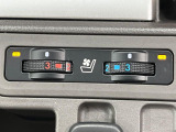 【シートヒーター&ベンチレーション】夏場は涼しい風でお尻や背中の熱やムレを防ぎ、冬はエアコンよりも早く温まってポカポカに!季節を問わず快適に過ごせます。