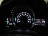 見やすいメーターパネルで安全運転のお役に立ちます!!