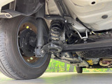 お車を安心してお乗りいただく為には、足回りの定期点検が欠かせません。サービスサポート(有償保証)では無料点検もご提供しており、安心のカーライフをお過ごしいただけるサポート体制が整っています。