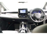 必要な装備を使いやすい位置に配置した機能的な運転席まわり。操作感や車両感覚など、ぜひ運転席に座って確かめてください。