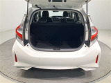 お車のご購入や整備・修理代のお支払にはトヨタのクレジットカード『TS CUBICカード』がお勧め。お買物の際にカードでお支払頂くとポイントが貯まり、トヨタのお店でカードご利用後ポイント還元ができます