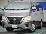 ディーラーオプションのメモリーナビ・地デジTV・アラウンドモニター・ETC・エマージェンシブレーキ・LDW(車線逸脱防止警報)・ドライブレコーダー・スマートルームミラー・リモコンキー&集中ドアロック!