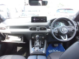 見晴らしが良く開放的な車内。視界も良好でストレス無く快適なドライブをご提供できます♪