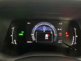 視認性に優れたメーターを採用しており、走行中でも車速や情報が分かりやすく表示されます。運転時の視線移動をむりのない範囲に抑え、快適で安心感のあるドライブをサポートします。