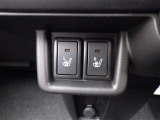 車が気になられましたらお電話かメールでお問い合わせください。他のお客様と商談が重なる場合が増えて来てますので事前にご確認ください。