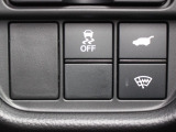 VSA(Vehicle Stability Assist)が装備!!VSAはコーナリング時の横滑りを抑制する機能と車両の急激な挙動変化を抑える機能で、安定した走行を実現していいます!!