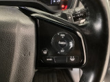 【アダプティブ・クルーズ・コントロール】予め設定した車速内でクルマが自動的に加減速。 前走車との適切な車間距離を維持しながら追従走行し、高速道路でのドライバーの疲労を軽減してくれる嬉しい機能付♪