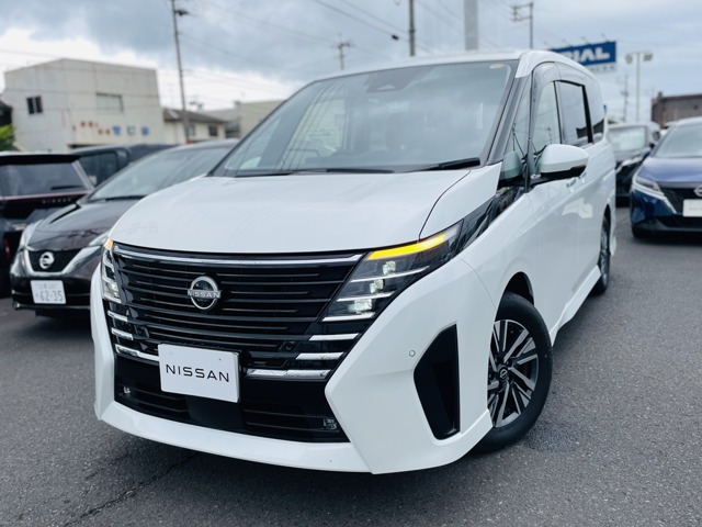 セレナ 1.4 e-POWER ハイウェイスターV 
