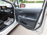 【こだわりの品質】新車にも負けないくらい満足していただけるお車を提供するということが弊社のこだわりでありモットーです。たかが中古車ではなく、されど中古車を実感していただきたいです。