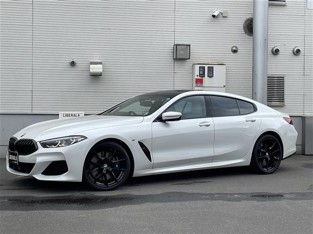 8シリーズグランクーペ840d xドライブ 4WD4WD 本革シート
