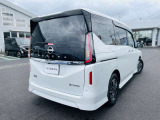 セレナ 1.4 e-POWER ハイウェイスターV 