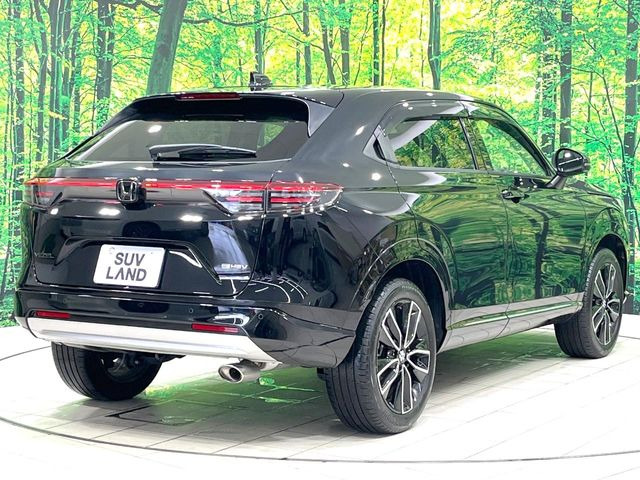 ホンダ ヴェゼル 1.5 e:HEV Z の中古車詳細 (13,700km, クリスタル
