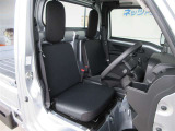 見通しのよいすっきりとした視界で、誰でも運転しやすいです