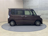 全車1年間の走行距離無制限のロングラン保証付きです。また、さらに安心をお求めの方には1年〜2年の保証延長ができる「ロングラン&alpha;保証」(有償)もお選びいただけます。