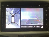 上から見下ろしたような視点で360度車の周囲を確認することができます!死角部分も確認しやすく、狭い場所での切り返しや駐車もスムーズに行えます♪