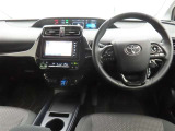 ぜひ展示車の運転席に座ってみてください。