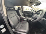 1列目シートです。足元までゆったりとご乗車頂けます!!