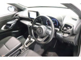 運転席周りは遊びにも通勤にも普段のお買い物にもピッタリ。日々のドライブに居心地のよいレイアウトです。