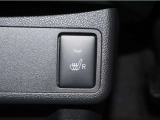 運転席シートヒータースイッチ
