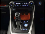 車選びは安さ重視ですか?総額表示で比べてみてください!トヨタディーラー直営店ですので諸費用も明快!購入後も全国トヨタのロングラン保証で安心ですよ!