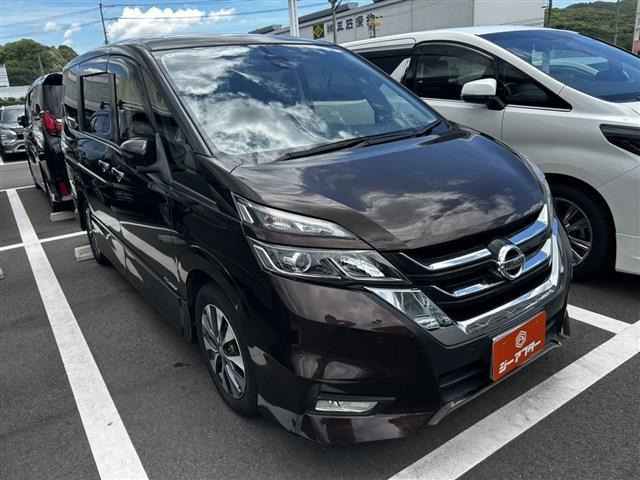 セレナ 2.0 ハイウェイスターG 禁煙車 純正9インチナビ