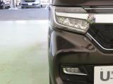LEDヘッドライトは、点灯の瞬間から光量を発揮し、突然暗くなるトンネルなどでの安定感を高めます。