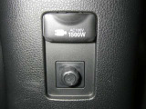 【電源コンセント】非常時やキャンプなどに役立つAC100V/1500Wコンセント付きです。