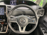【ステアリングスイッチ】運転中、前方から目線をそらすことなく、オーディオ等の操作が可能な便利機能!安心&快適なドライブを演出してくれます♪