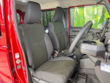 ドライバーによって運転しやすいポジションは異なり、あの車はどうなのか不安なこともありますよね。気になるお車は店頭で乗り込んでご確認いただけます♪