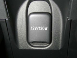 【充電用USB端子】デバイスの充電に便利です。※実際の接続端子は写真で確認or店舗までご気軽にお問合せください♪
